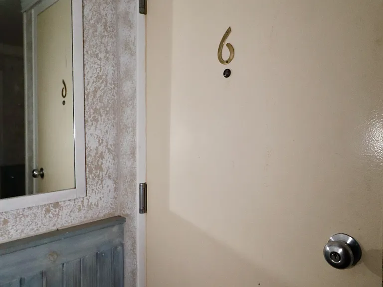 618 N Monroe St #6 — Photo 3