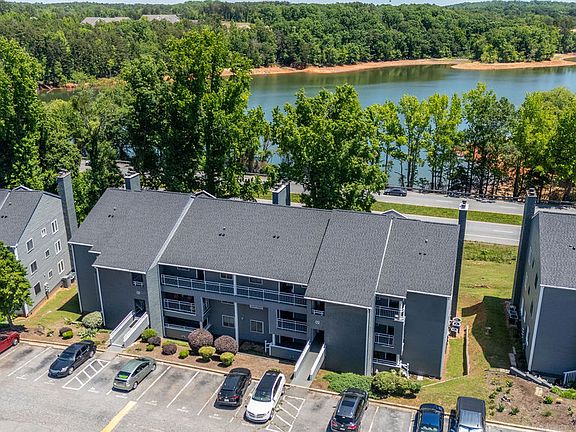 4th image of 203 Northlake Dr