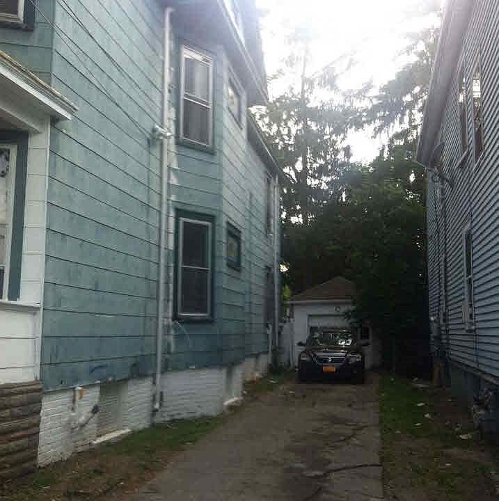 2nd image of 6 Fountain Pl