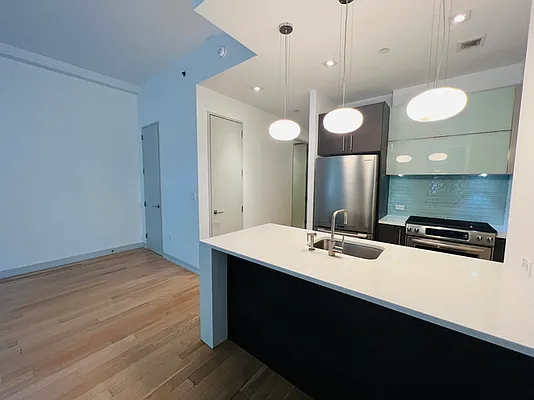 Rented by Living Quest Real Estate Inc. | media 20