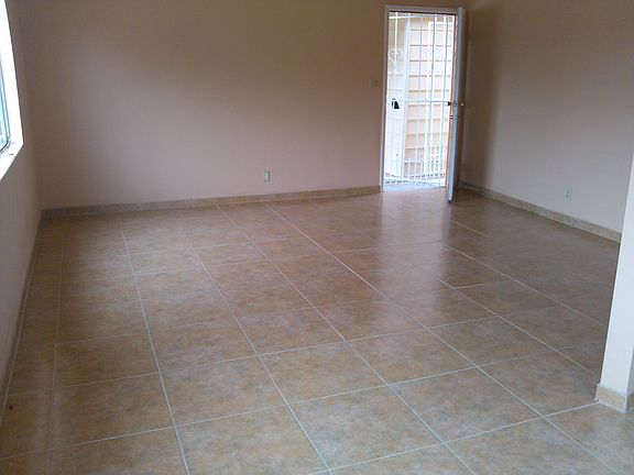 5th image of 4955 Terra Cir
