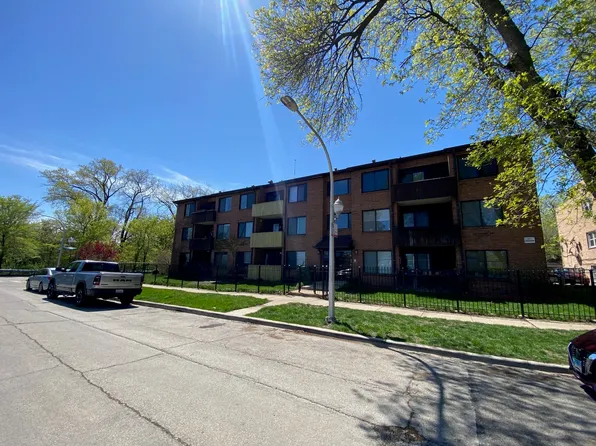 5130 N Albany Ave APT 305, Chicago, IL 60625