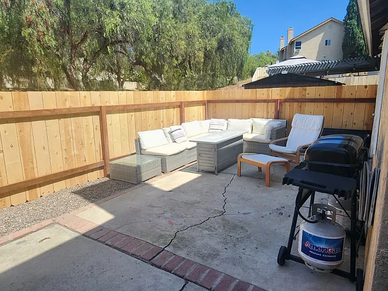 2091 Manzana Way — Photo 38