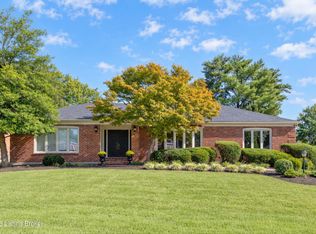 3015 Hayfield Dr, Louisville, KY 40205