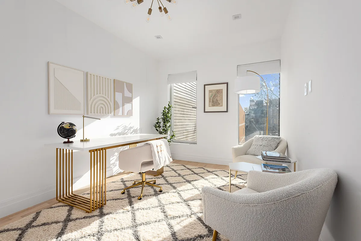 149 Dupont St Unit 2  