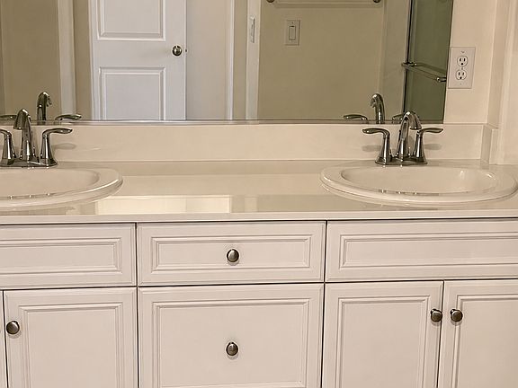 3rd image of 5520 El Dorado Ln