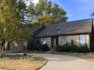 12910 W 71st St, Shawnee, KS 66216