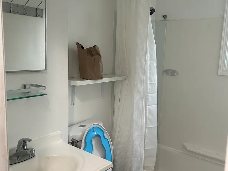 49 N Swezeytown Rd #1A — Photo 3