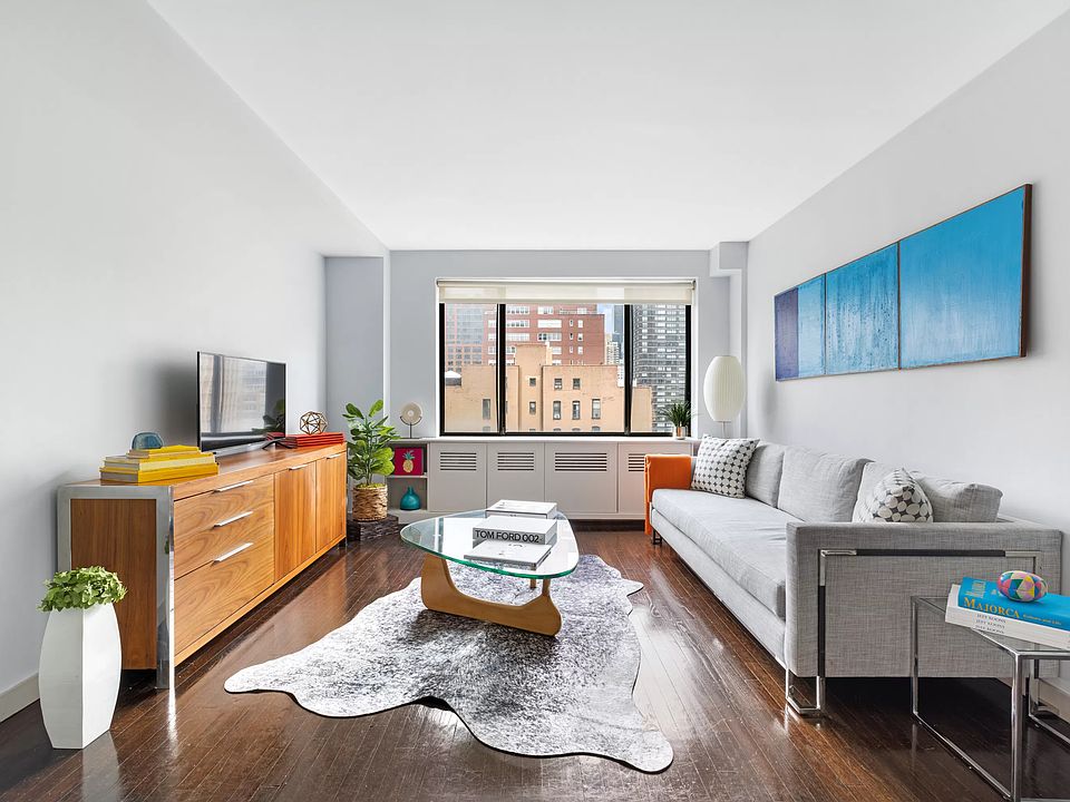 1st image of 250 E 31st St APT 7B