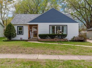 1544 Vernon Ave, Beloit, WI 53511