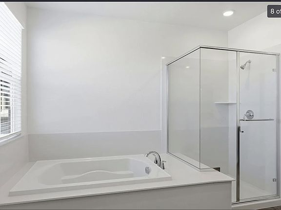 5th image of 604 E Salamanca Ln
