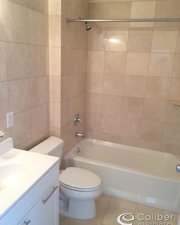 2nd image of 186 W 80th St APT 5A