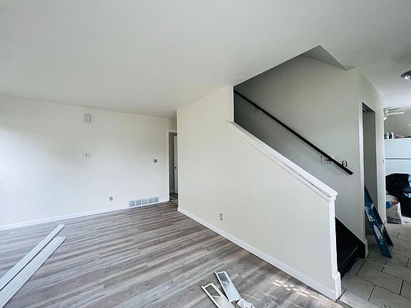 3rd image of 4061 28th Ave
