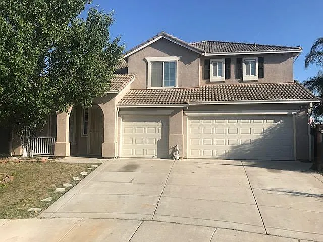 5565 Sunview Ct photo 1