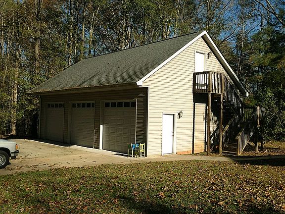 3 car garage and bonus room