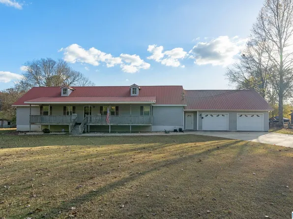 7164 Glass Dr, Bessemer, AL 35023