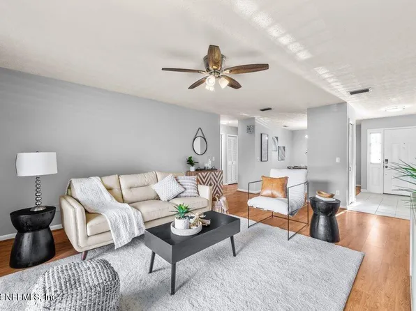 9252 SAN JOSE Boulevard #302, Jacksonville, FL 32257