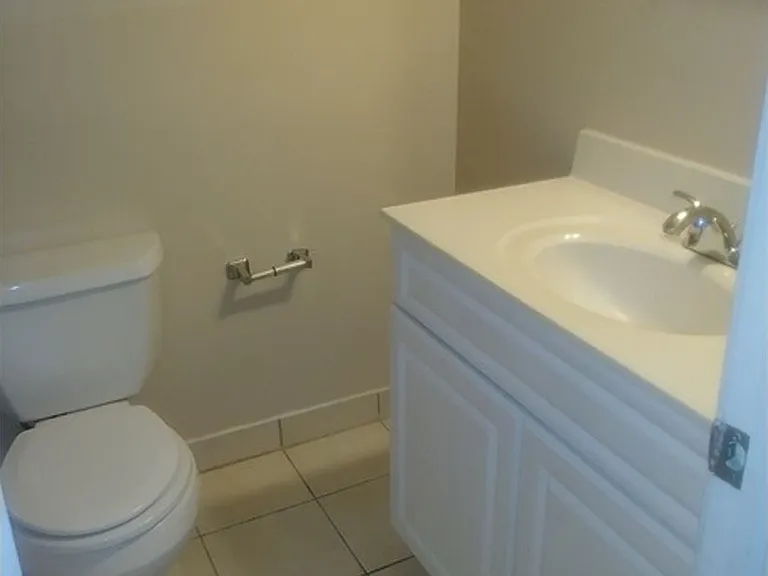 6305 Hil Mar Dr #2 — Photo 12