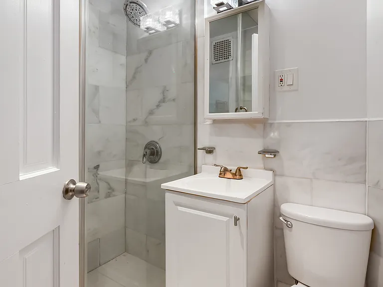 18 Avenue A #3E — Photo 4