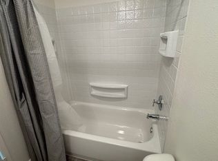 951 Bancroft Rd, Concord, CA 94518