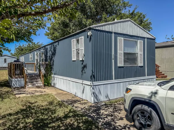 3400 Robinson Dr Trailer 114, Robinson, TX 76706