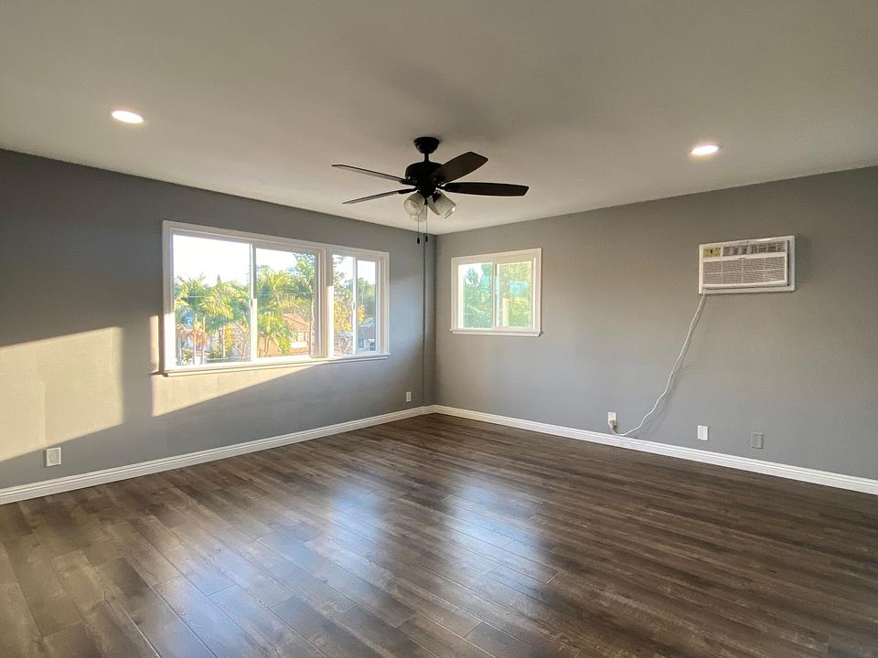 Large Living Area includes wall AC unit.