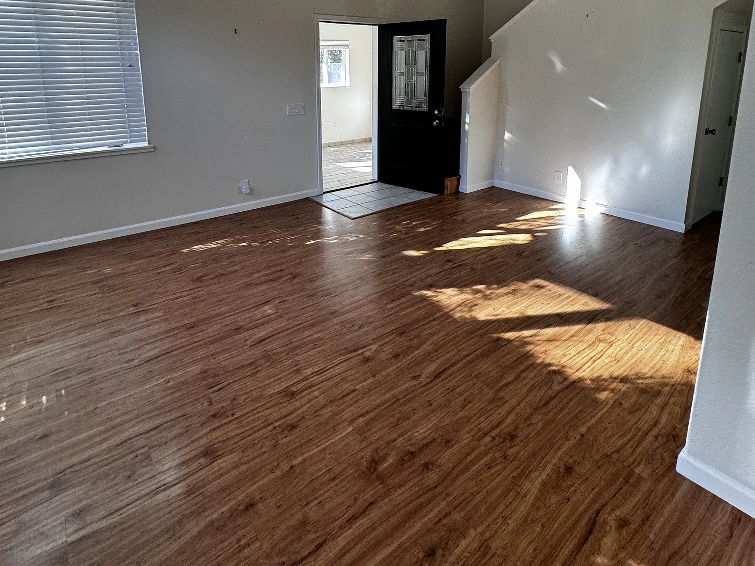 3 bed, 2.5 bath, 1890 sqft, $2,850 — Photo 4