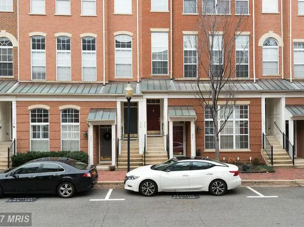 171 Martin Ln, Alexandria, VA 22304