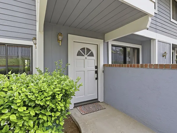 29105 Thousand Oaks Blvd Unit A, Agoura Hills, CA 91301