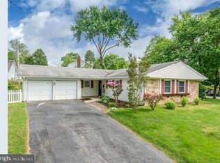 12721 Holiday Ln, Bowie, MD 20716