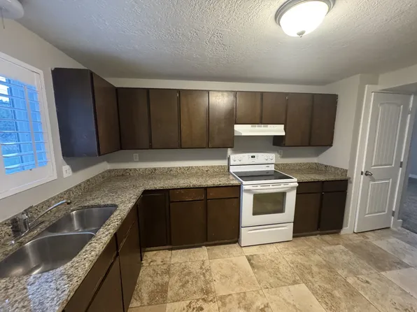 280 W 700th St N, Spanish Fork, UT 84660