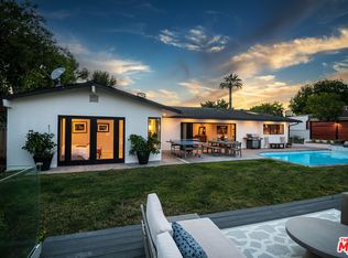 15517 Briarwood Dr, Sherman Oaks, CA 91403