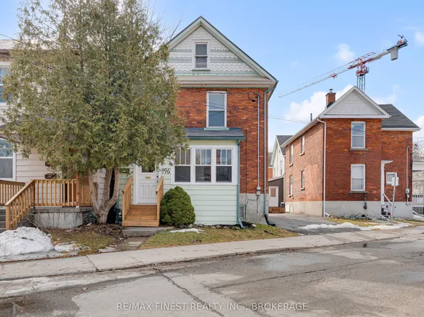 196 Ordnance St, Kingston, ON K7K 1H1