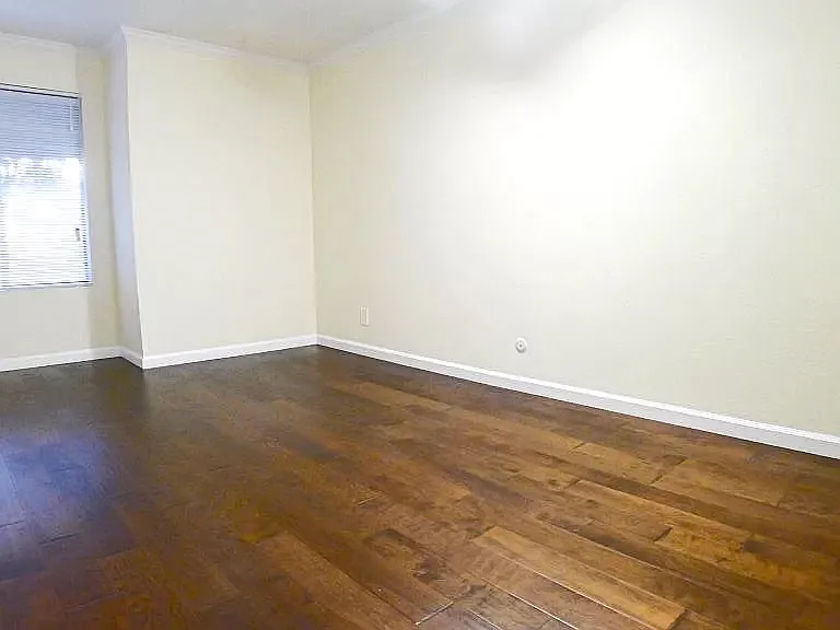 8332 Regents Rd #1K — Photo 12