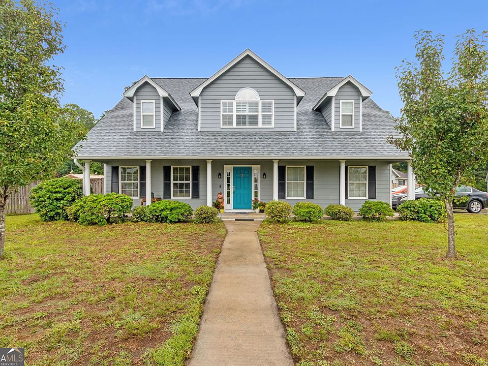 1st image of 211 Victorias Cir