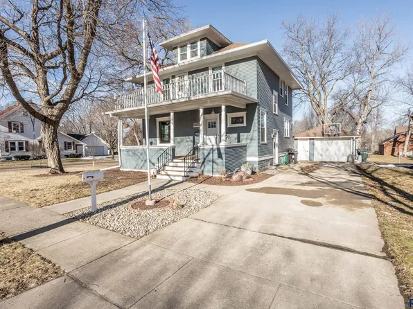 436 W Luverne St, Luverne, MN 56156