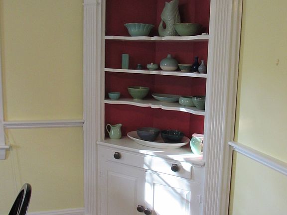 Built-in hutch, dining room