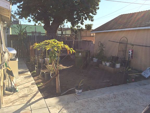 2nd image of 532 W 106th St