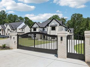 1293 E M Croy Rd, Buford, GA 30518