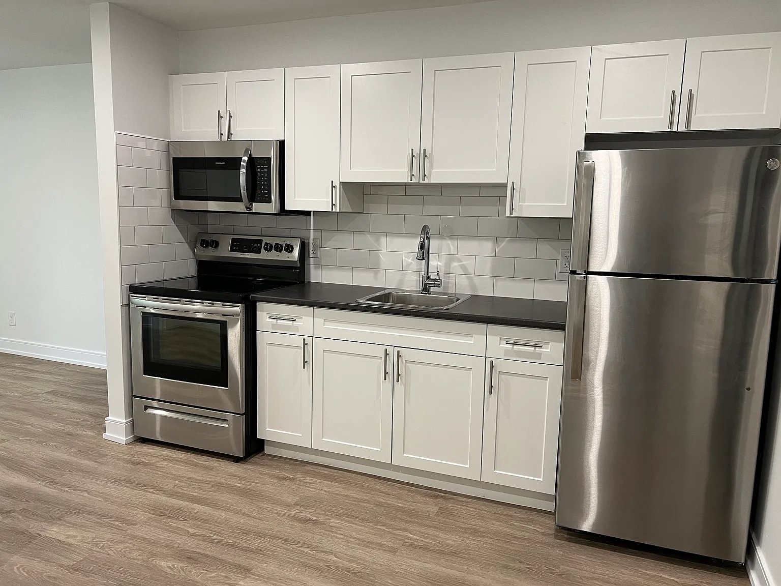 343 St. Paul Street Burlington — Photo 2