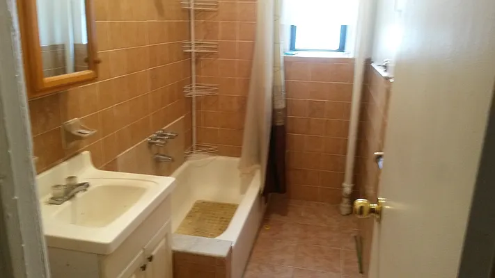 Sold by Starealty Estate LLC | media 23