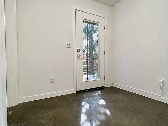 3rd image of 1747 NW 59th St #C