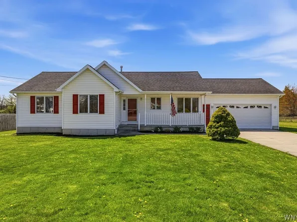 1340 Whitehaven Rd, Grand Island, NY 14072