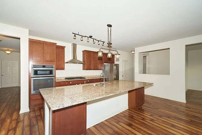 965 Adlo Ln — Photo 9
