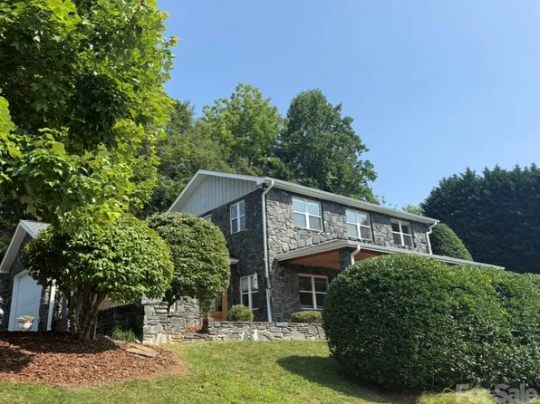 195 Oak Ln, Mars Hill, NC 28754