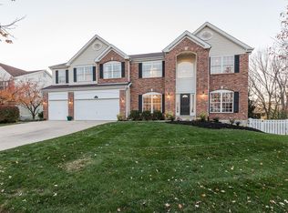 13137 Bellerive Farm Dr, Saint Louis, MO 63141