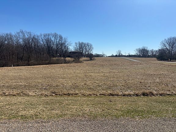 5th image of 1043 Hidden Valley Dr