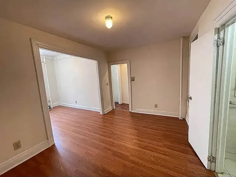 725 9th Ave #2A — Photo 2