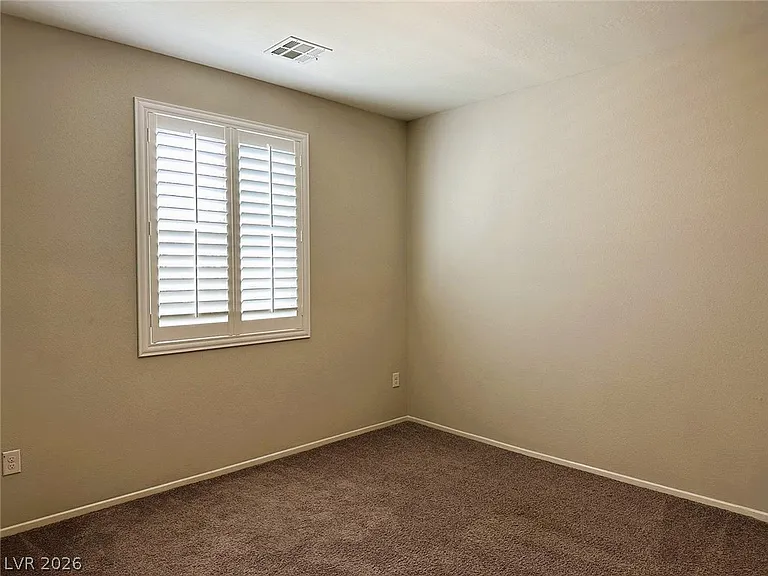 6132 Scarlet Leaf St — Photo 9