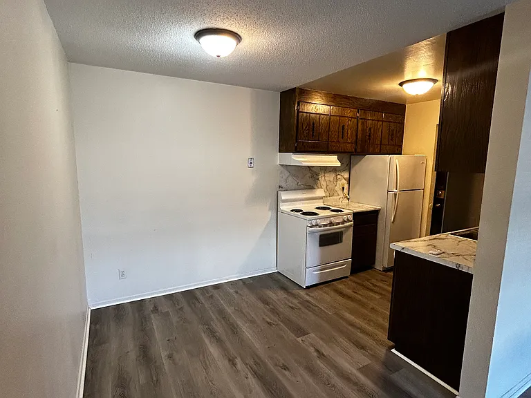Mechanic Avenue Apartments — Photo 22